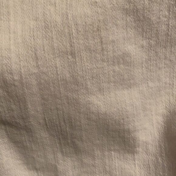 DKNY JEANS LUDLOW KNEE LENGTH BERMUDA SHORT WHITE - Picture 6 of 7